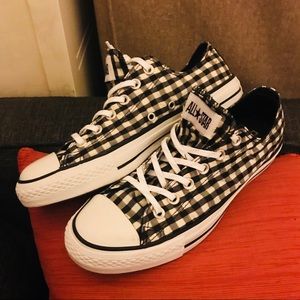 checkered converse